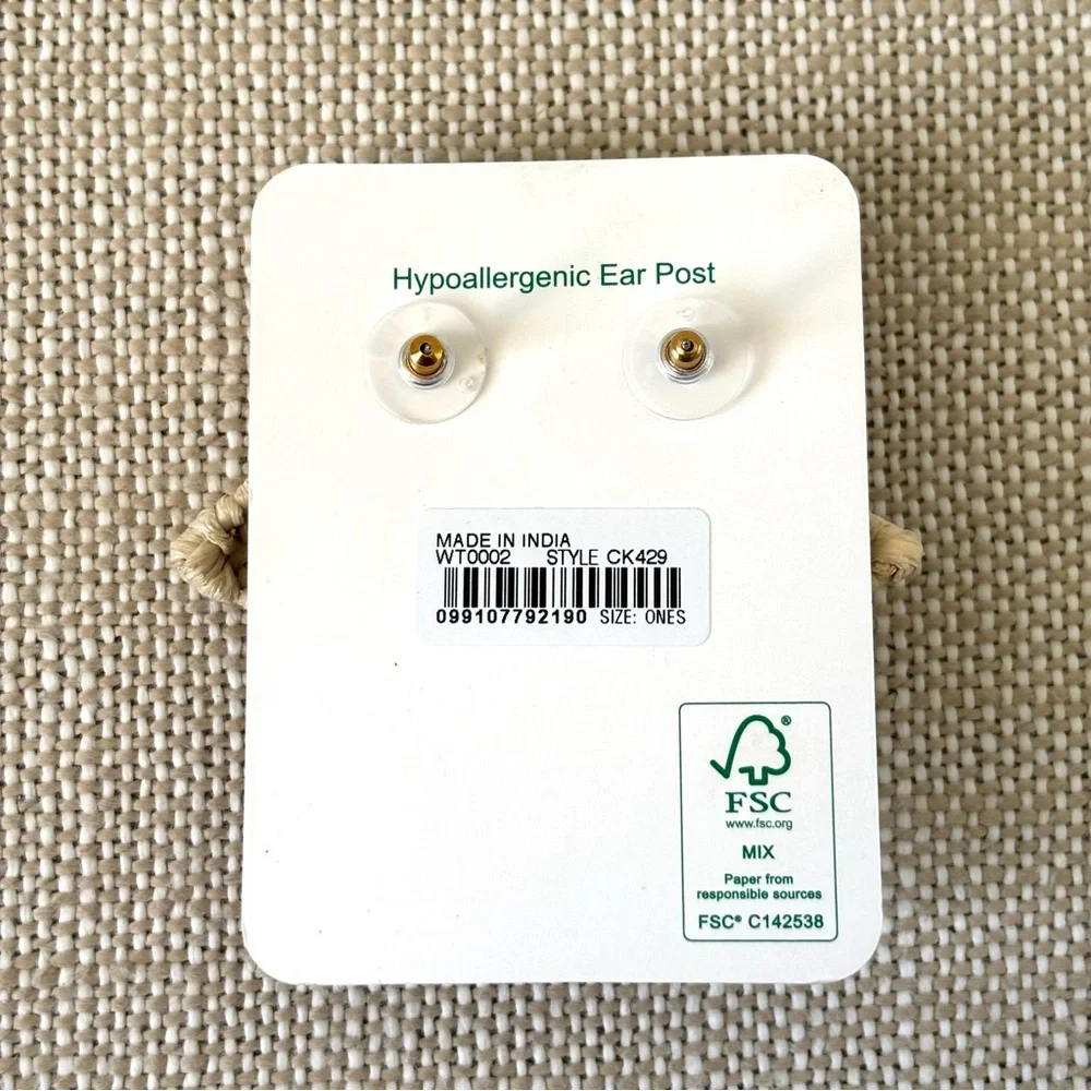 J Crew Starfish Earrings NWT Raffia Pearl Drops Statement Hypoallergenic Posts - Picture 5 of 5